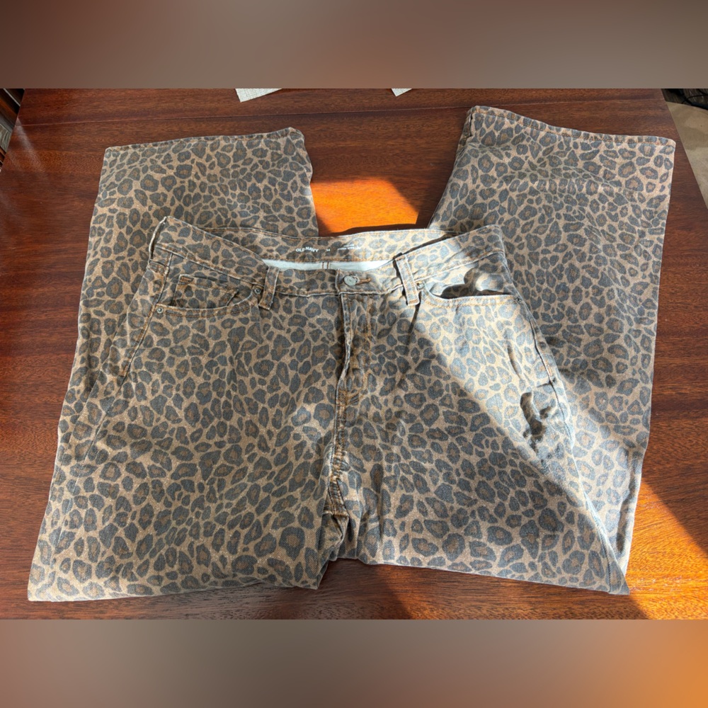 Old Navy Cheetah Baggy Wide Leg Jeans